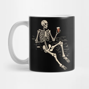 Skeleton drinking beer Mug